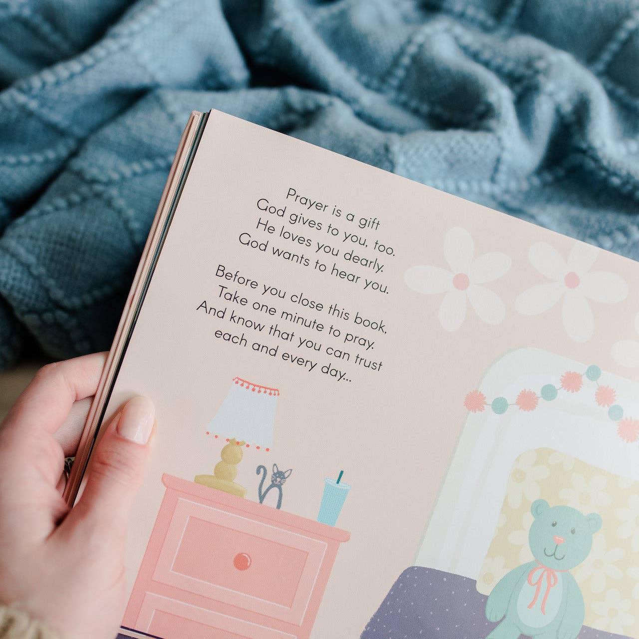 Children's Book | Sophia Learns to Pray