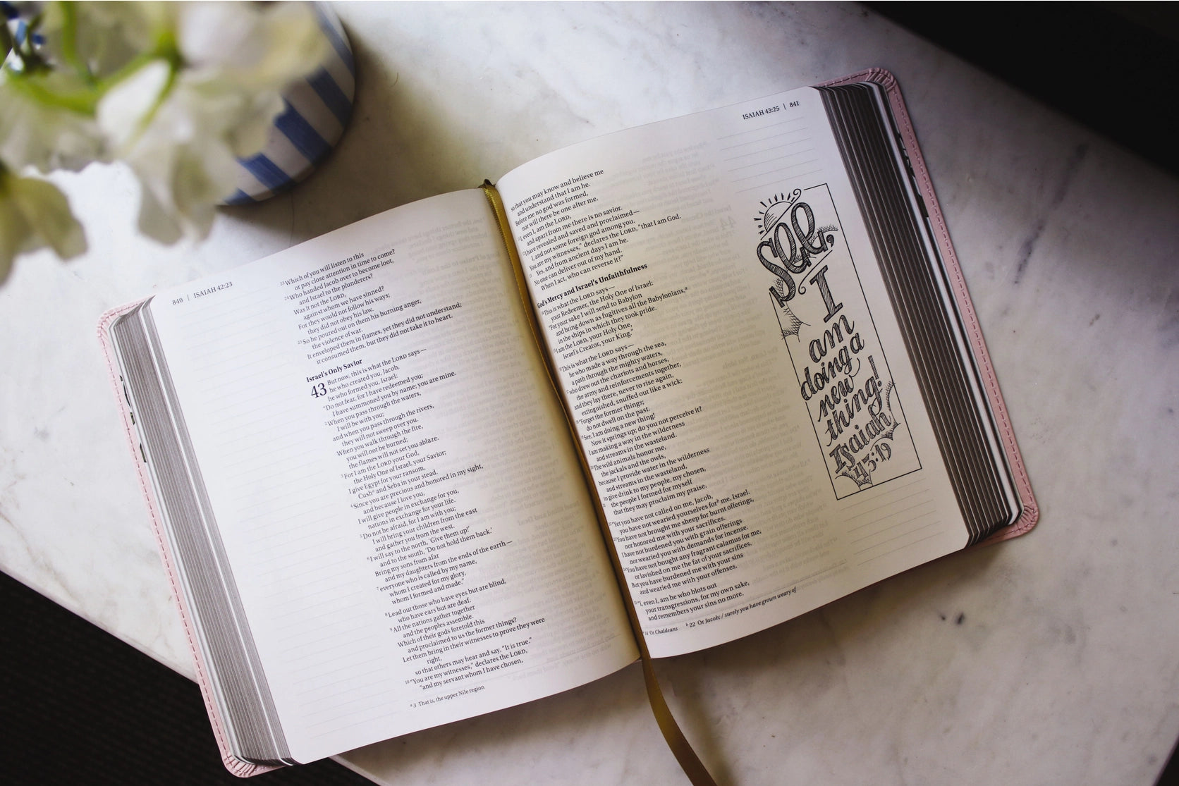 Bible | NIV Beautiful Word Coloring Bible- Leathersoft, Pink