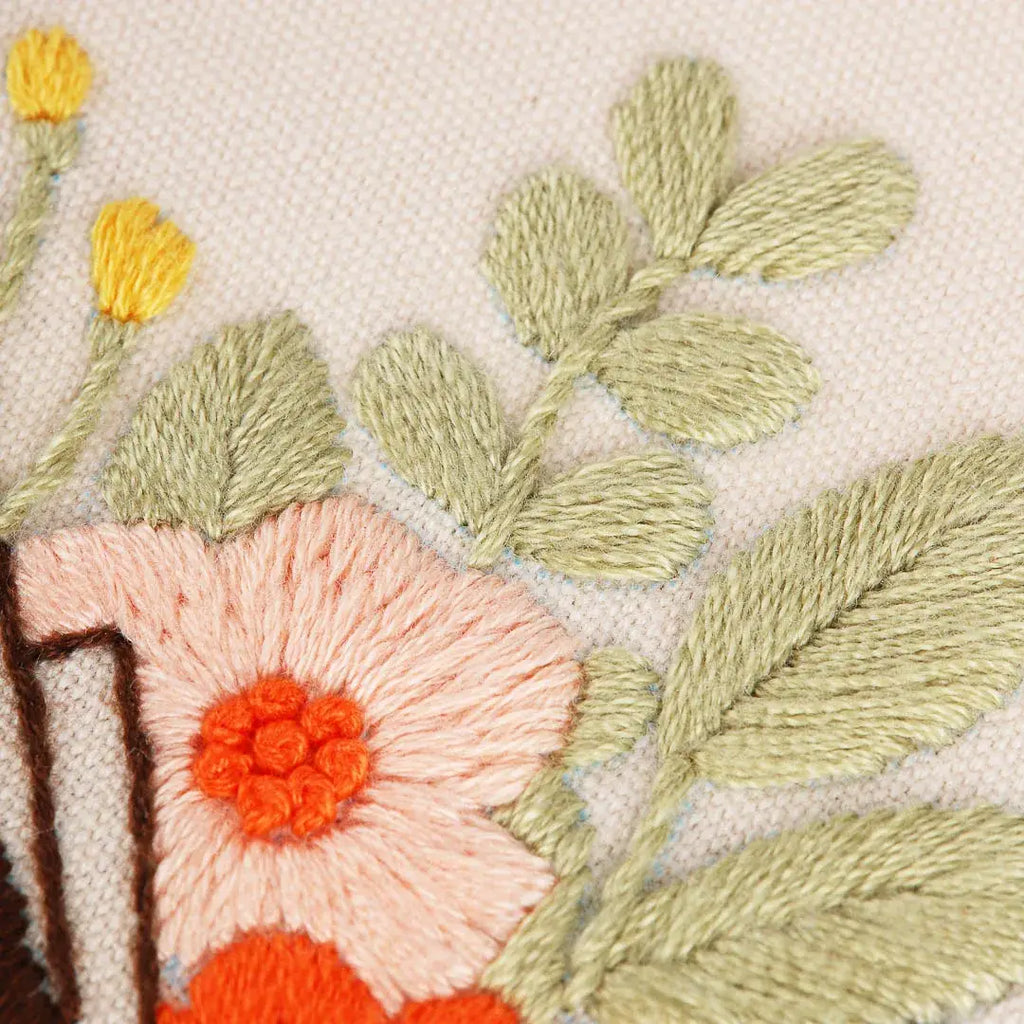 Embroidery Kit | Love Grows Here 20.5Cm